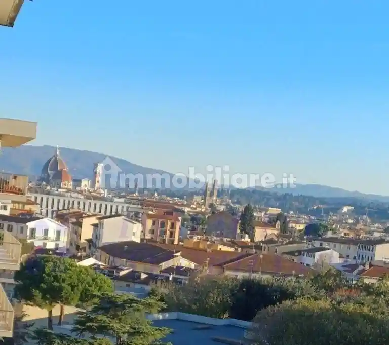 Appartamento in vendita a Firenze
