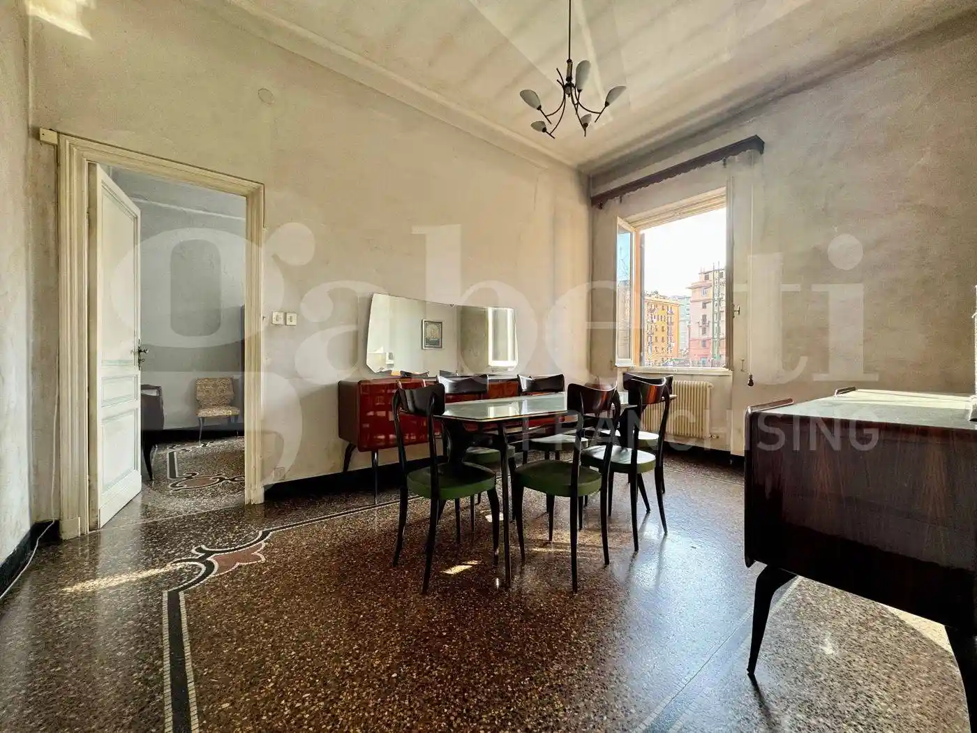 Appartamento in vendita a Genova