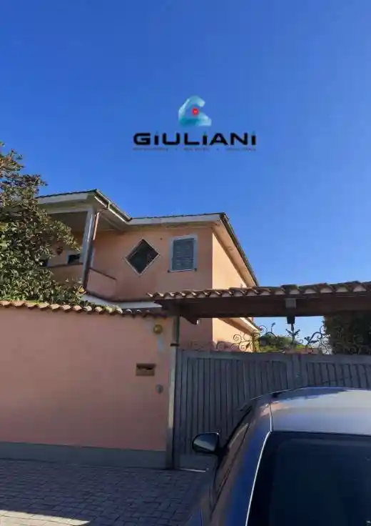 Villa in vendita a Anzio