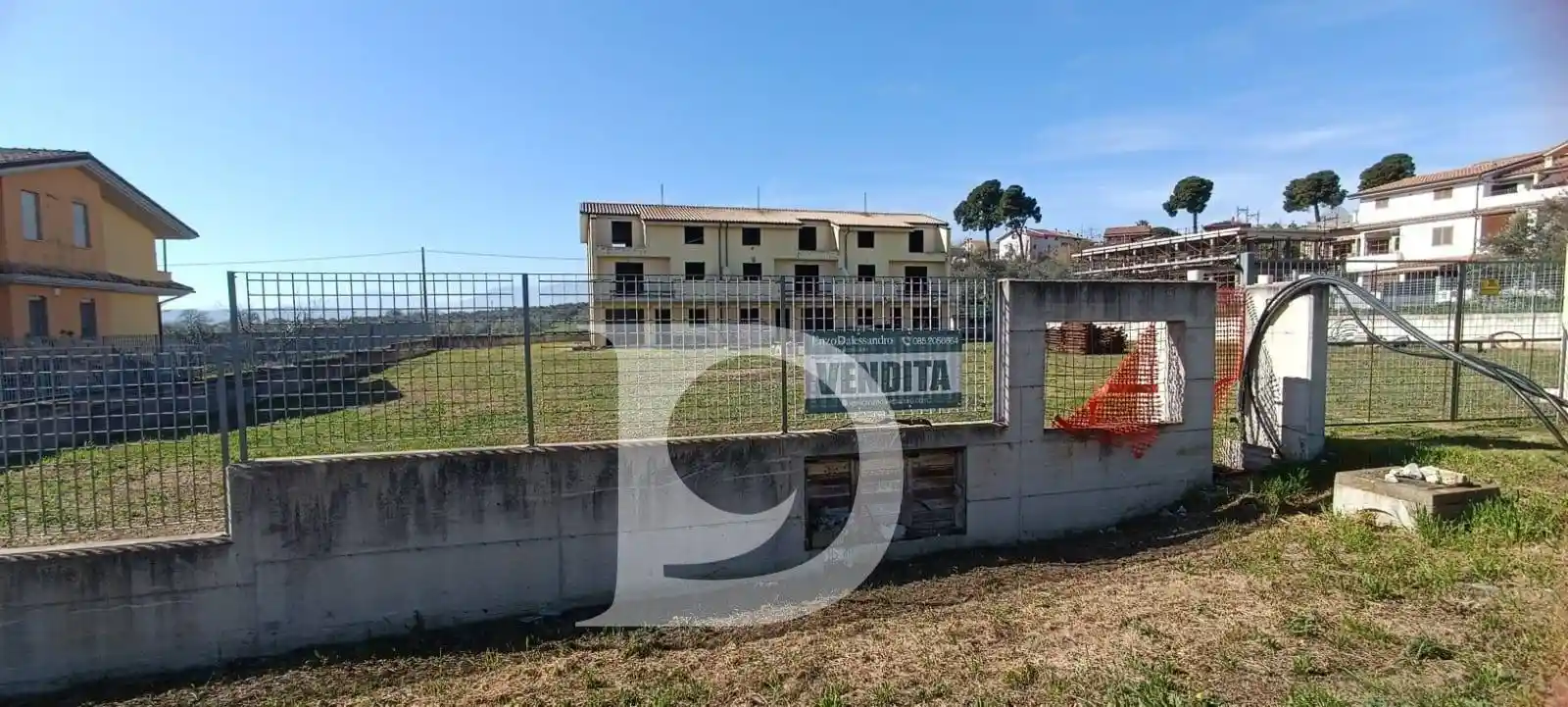 Rustico - Casale in vendita a Collecorvino