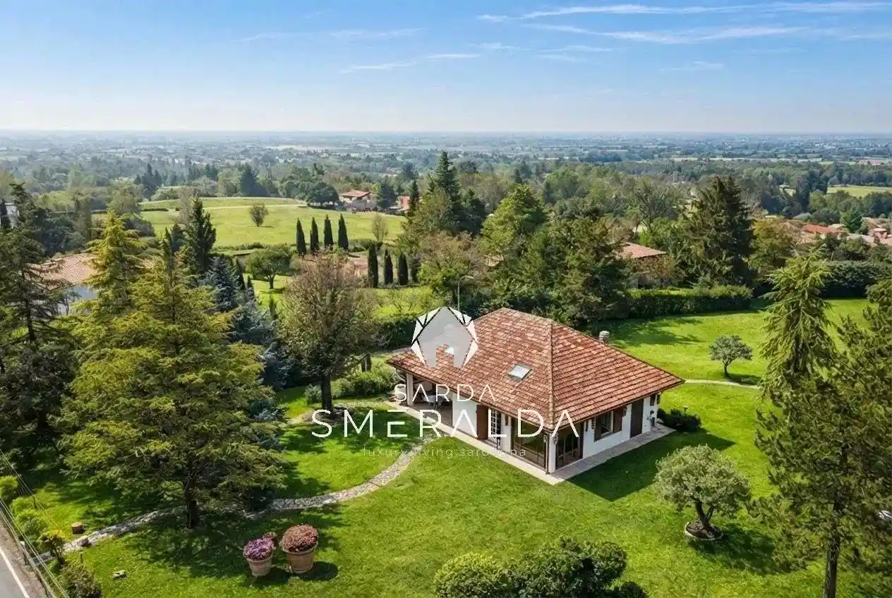Villa in vendita a Parma