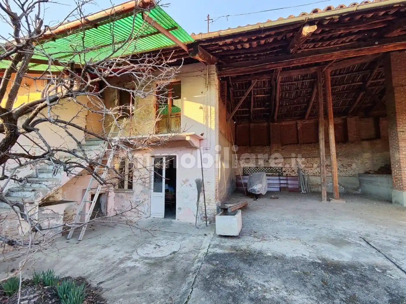 Rustico - Casale in vendita a San Benigno Canavese