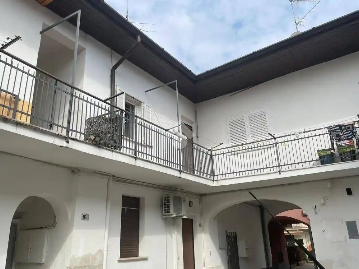 Appartamento in vendita a Cardano al Campo