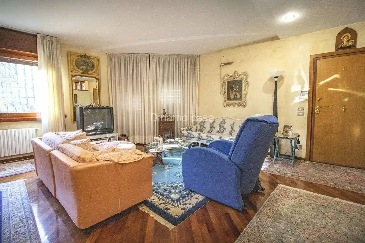 Villa in vendita a Prato