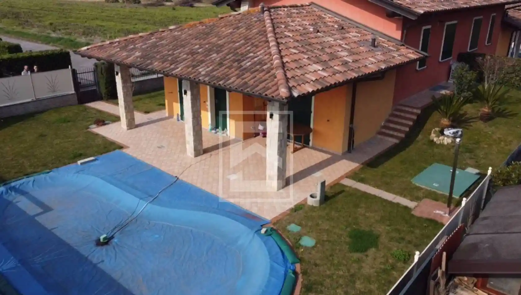 Villa in vendita a Manerba del Garda