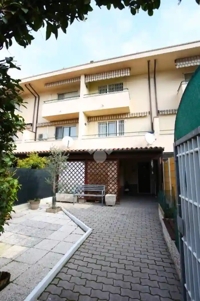 Villetta a schiera - foto 2