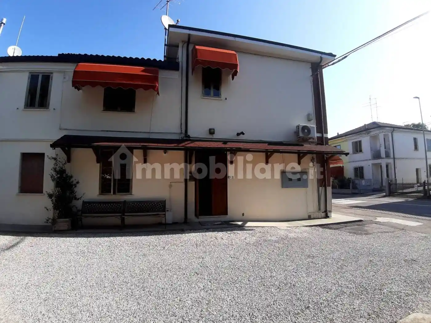 Casa indipendente in vendita a Ferrara