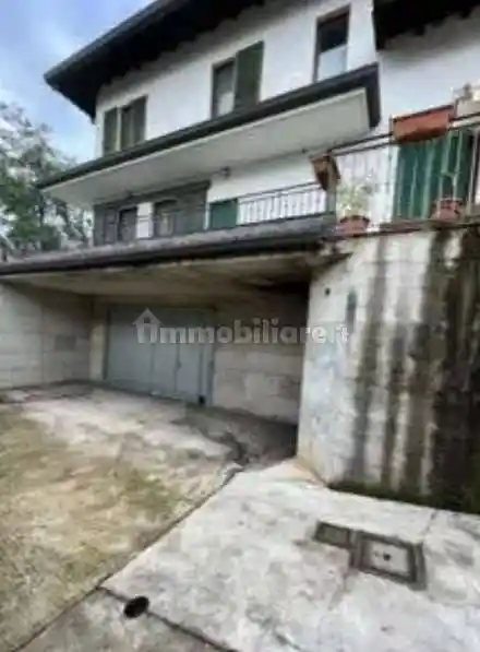 Casa indipendente in vendita a Robecco sul Naviglio