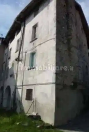 Casa indipendente in vendita a Ballabio