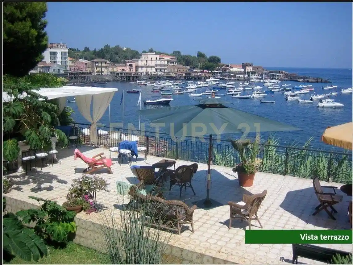 Villa in vendita a Acireale