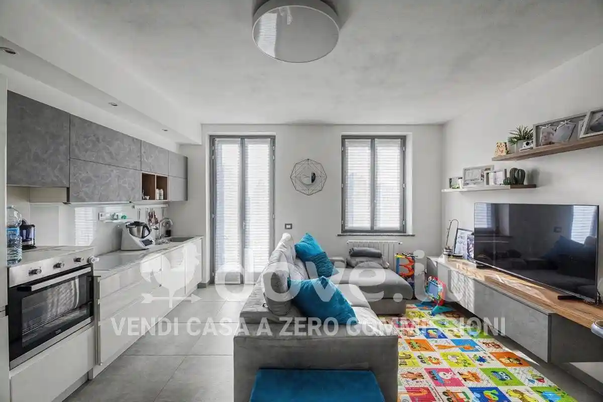 Appartamento in vendita a Gavirate