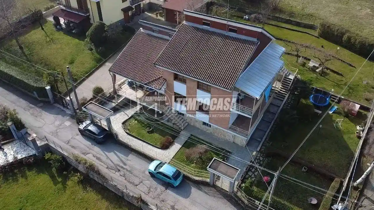 Appartamento in vendita a Val della Torre