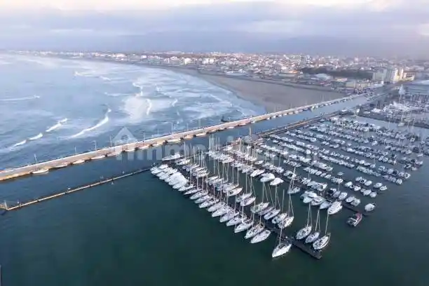 Appartamento in vendita a Viareggio