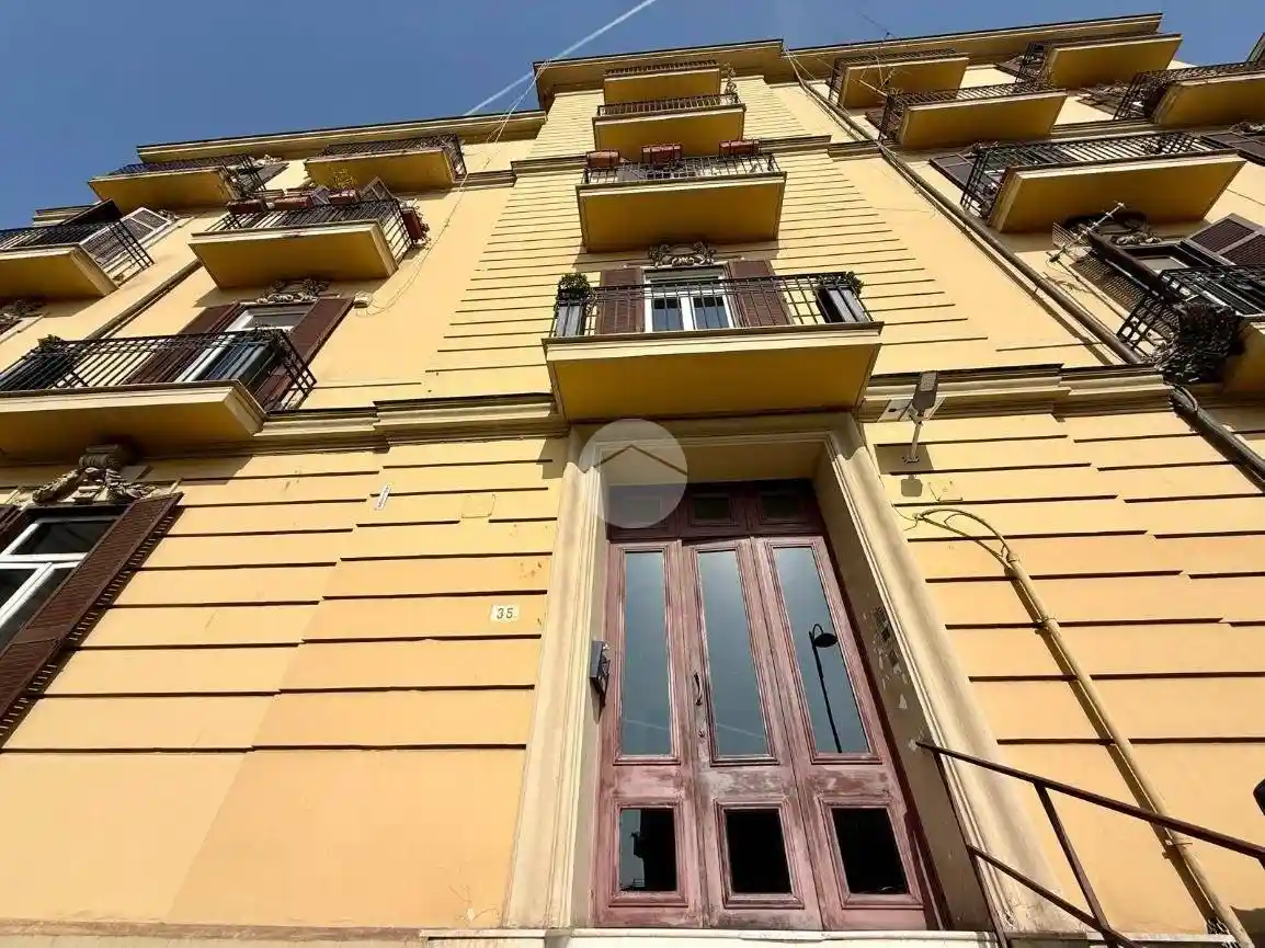 Appartamento in affitto a Napoli