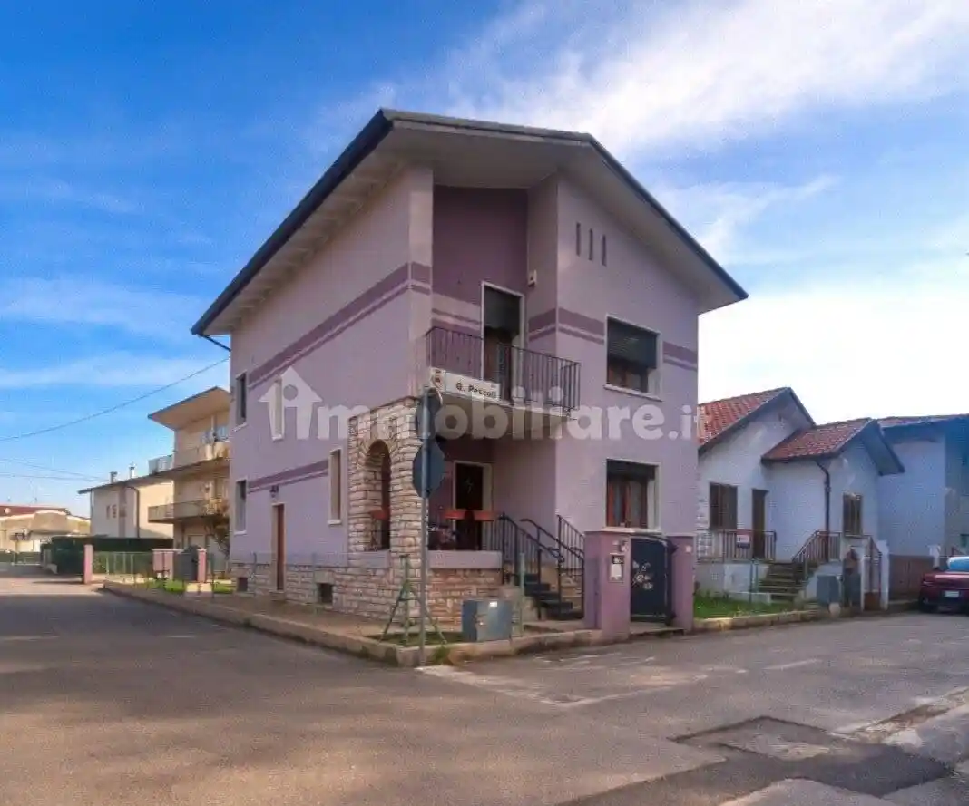 Villa in vendita a Breganze