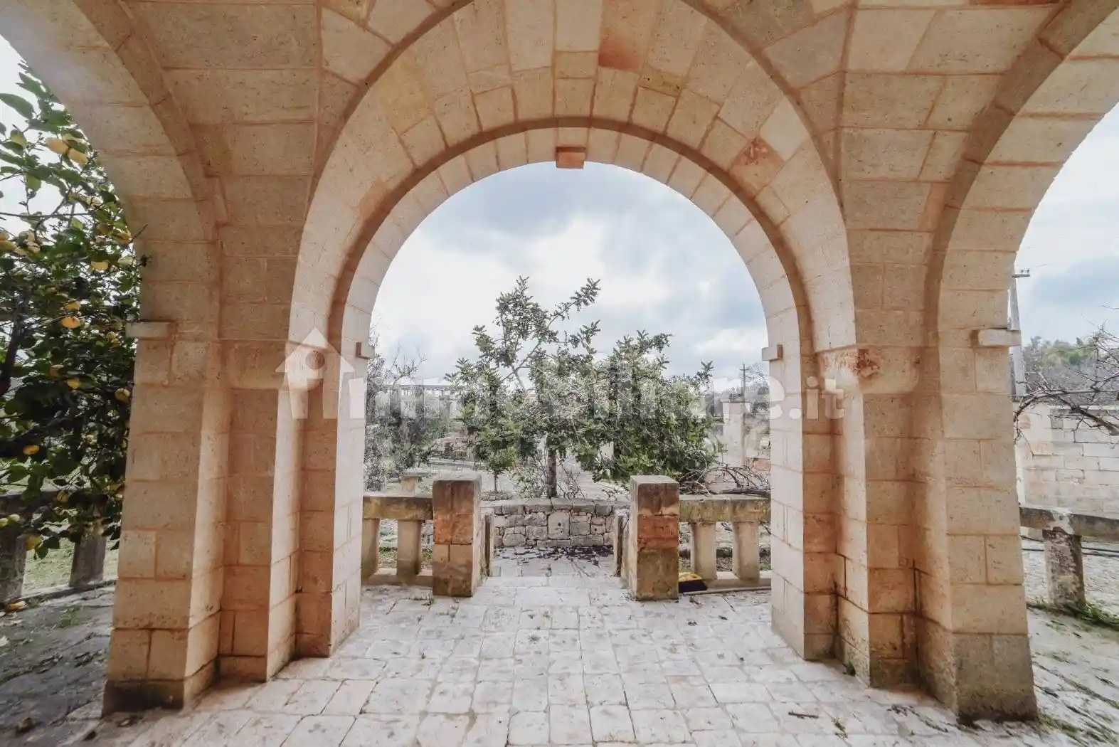 Rustico - Casale in vendita a Carovigno