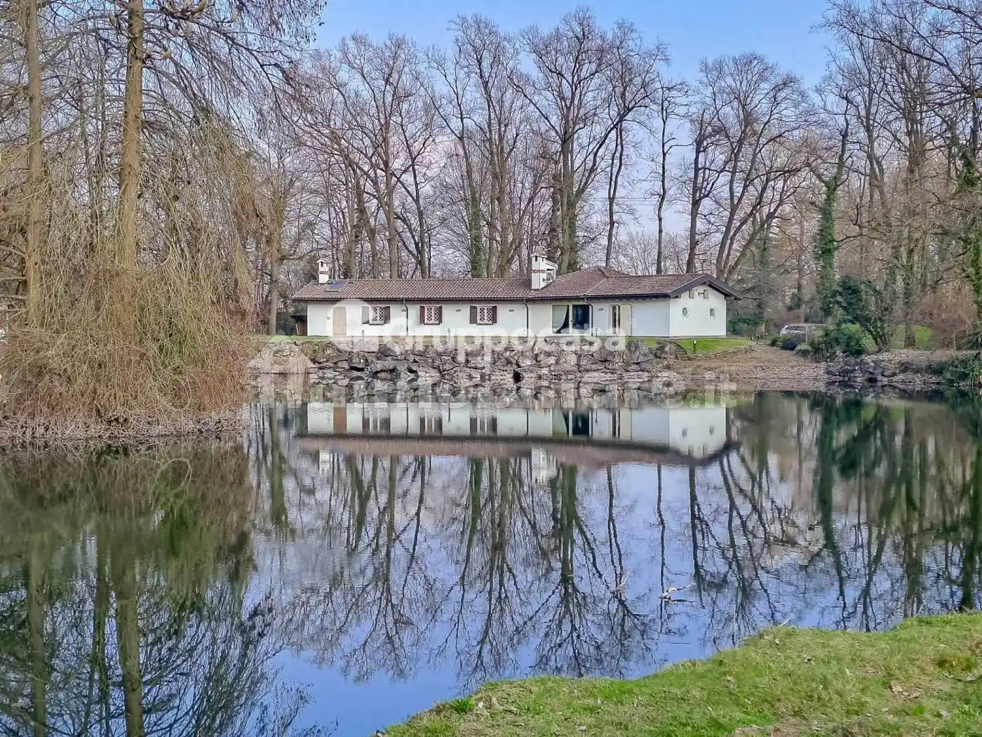 Villa in vendita a Bernate Ticino