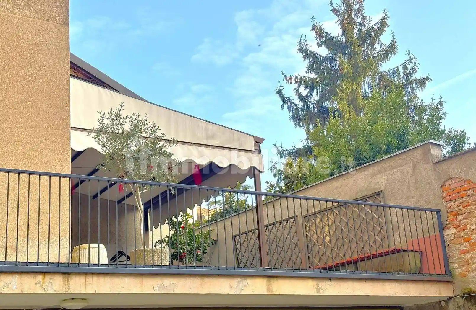 Appartamento in vendita a Pavia