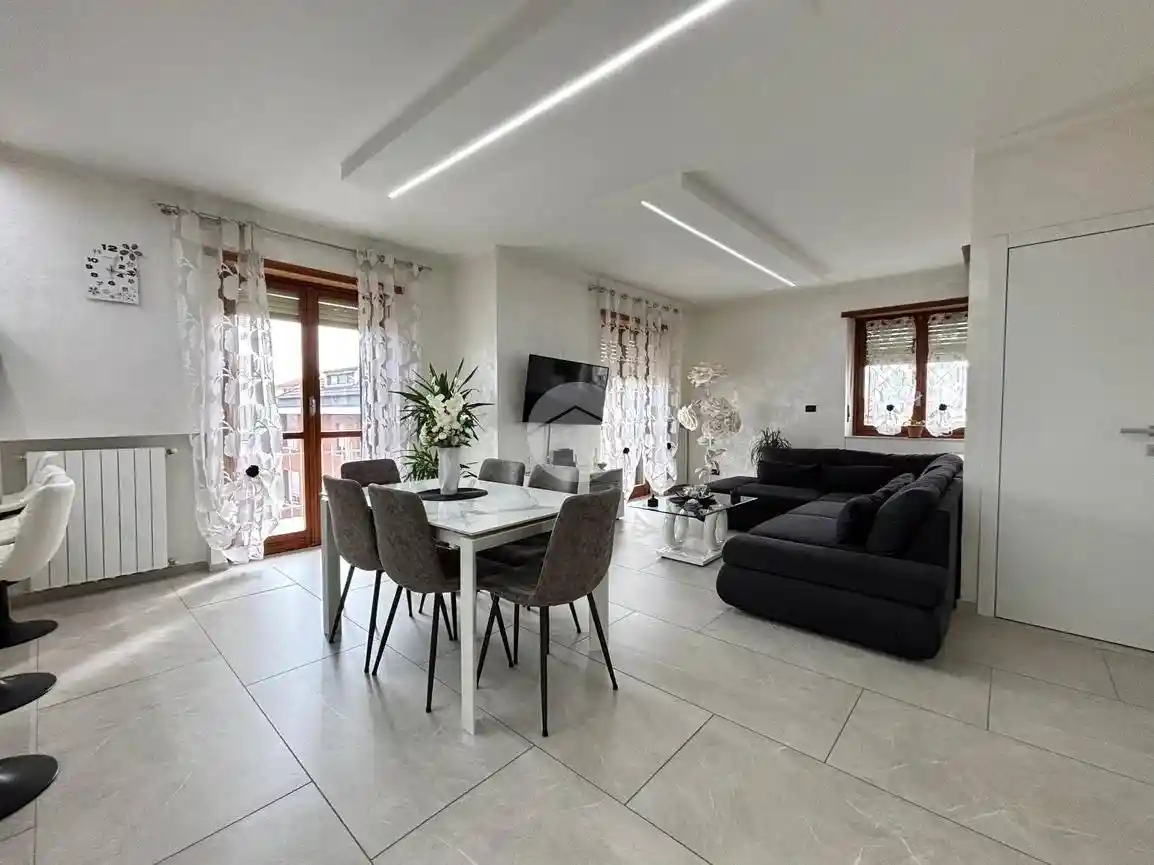 Appartamento in vendita a None