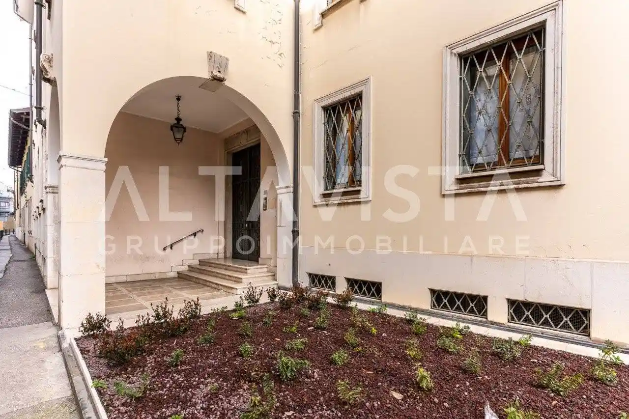 Appartamento in vendita a Brescia