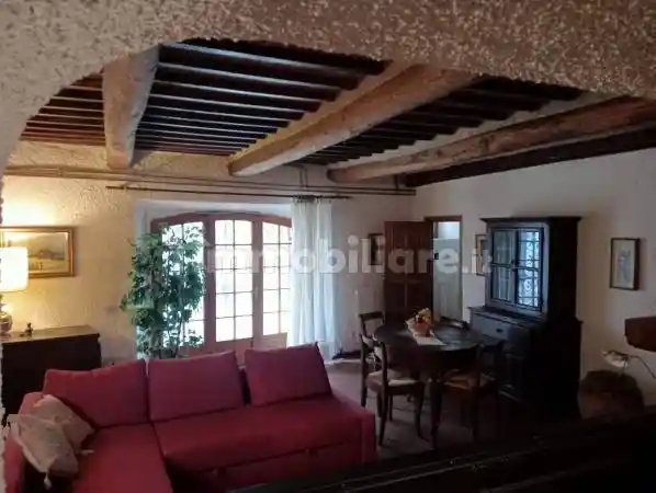 Appartamento in vendita a Montieri