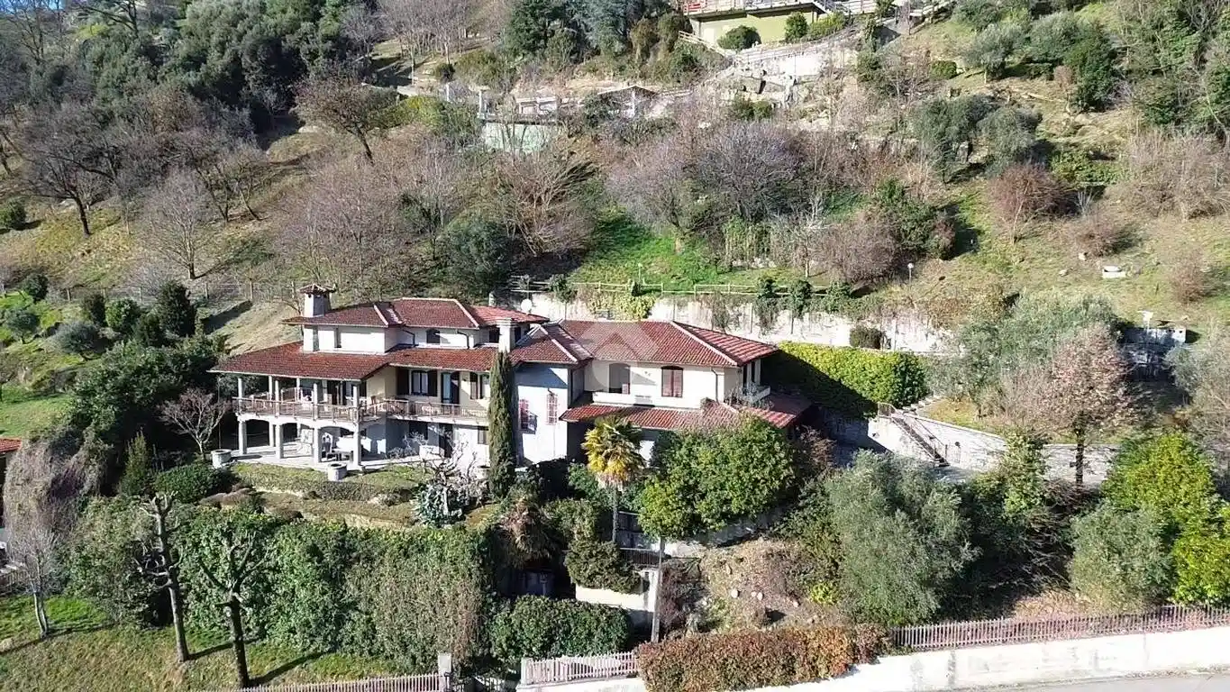 Villa in vendita a Villongo