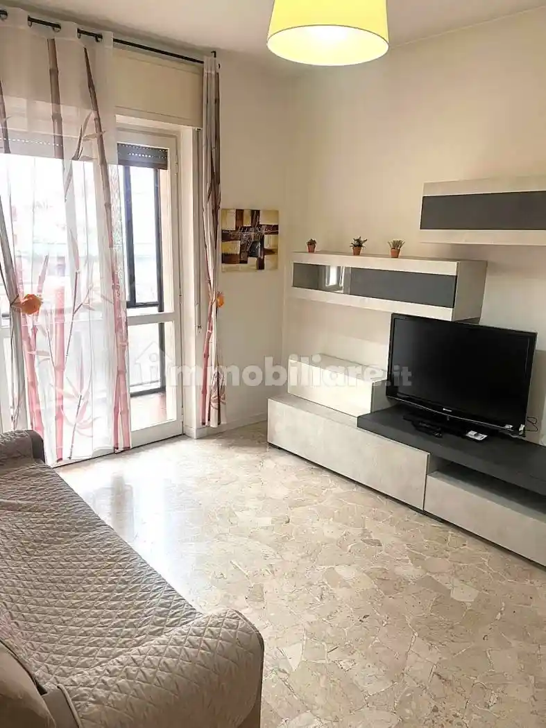 Appartamento in affitto a Rho