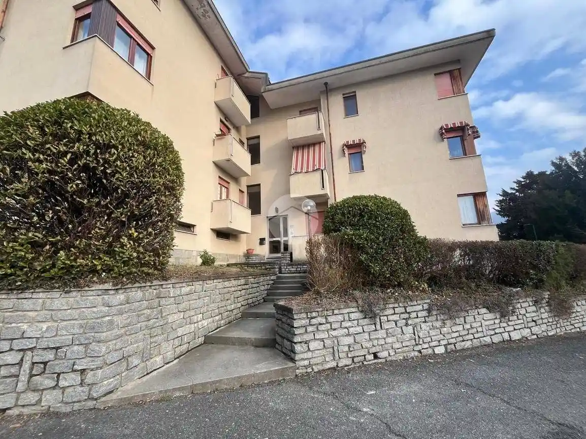 Appartamento in affitto a Barge