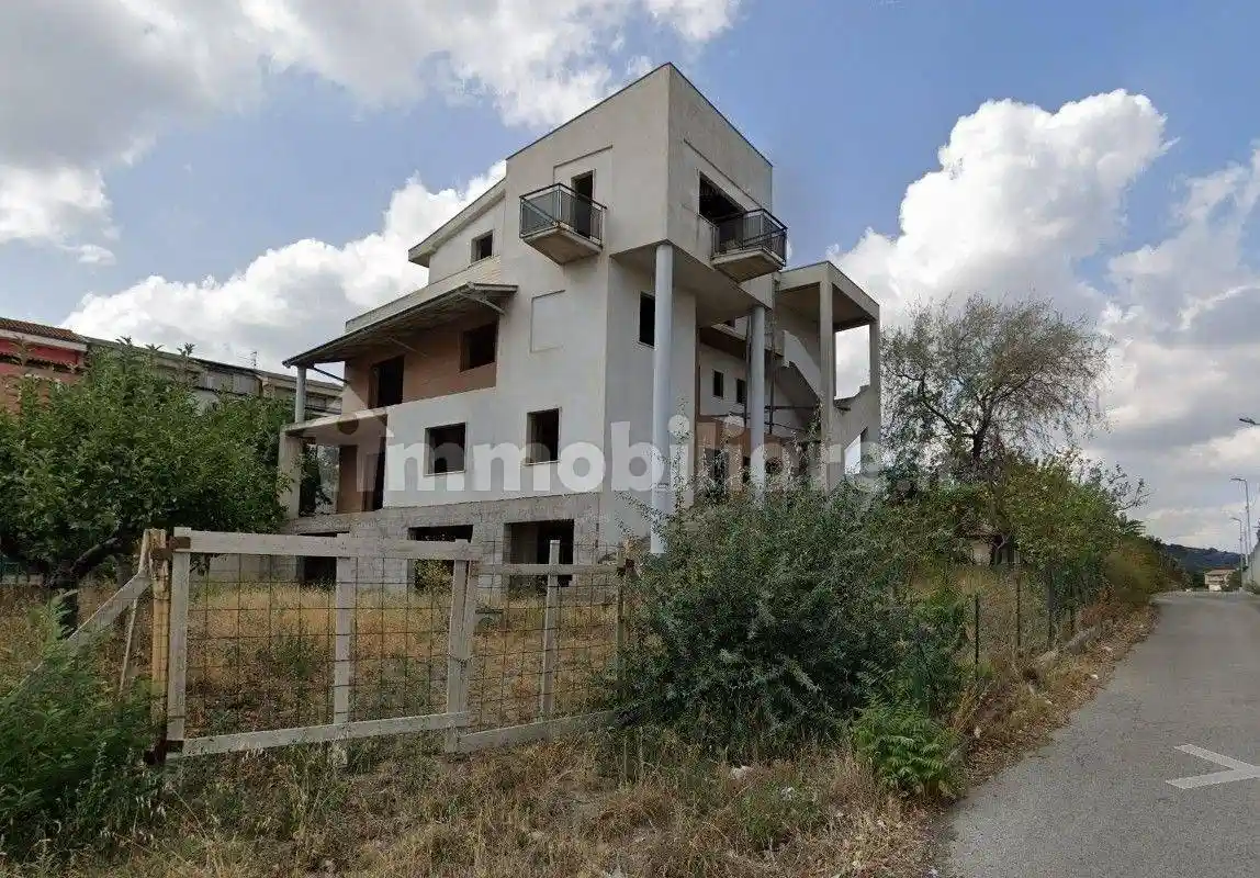 Villa in vendita a Rapolla