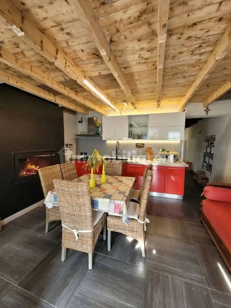 Rustico - Casale in vendita a Vestenanova