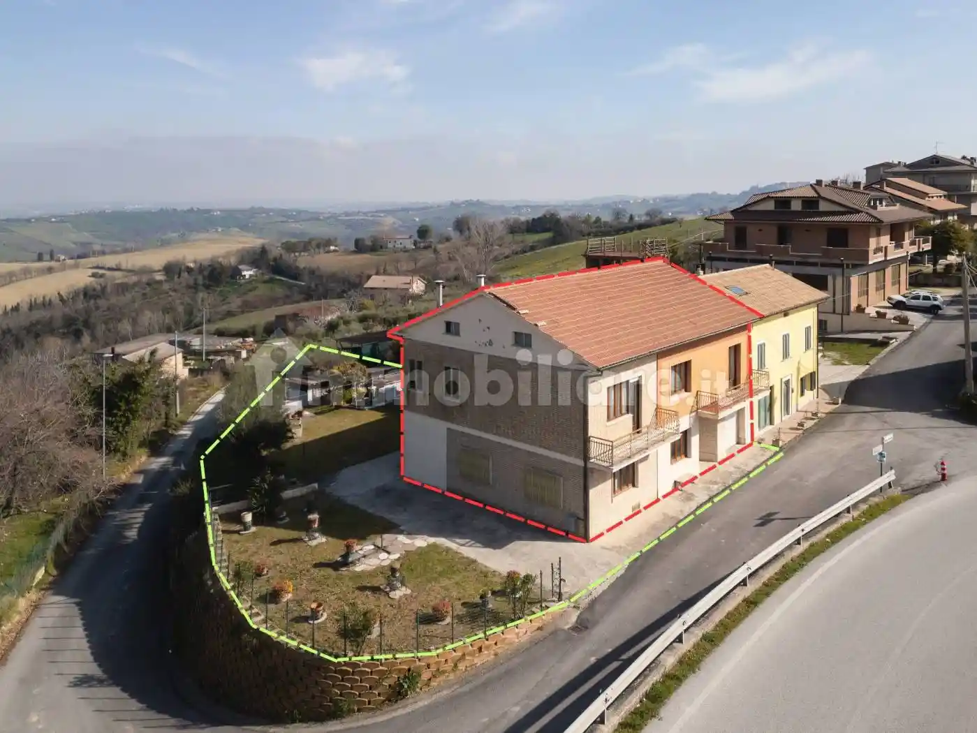 Casa indipendente in vendita a Monte Vidon Corrado