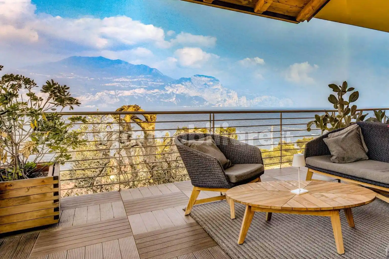 Villa in vendita a Brenzone sul Garda