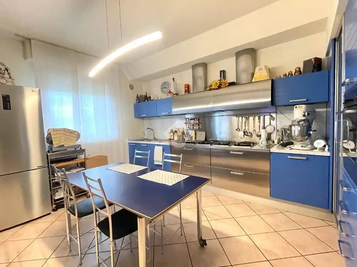 Appartamento in vendita a Vallefoglia