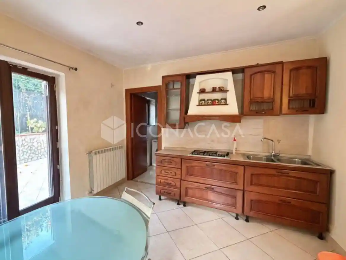 Appartamento in affitto a Pozzuoli