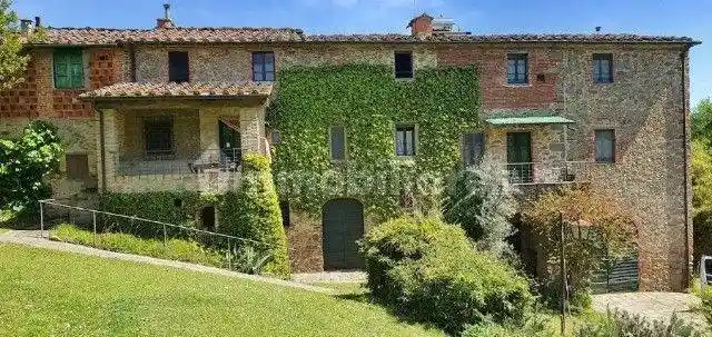 Appartamento in affitto a Pescia