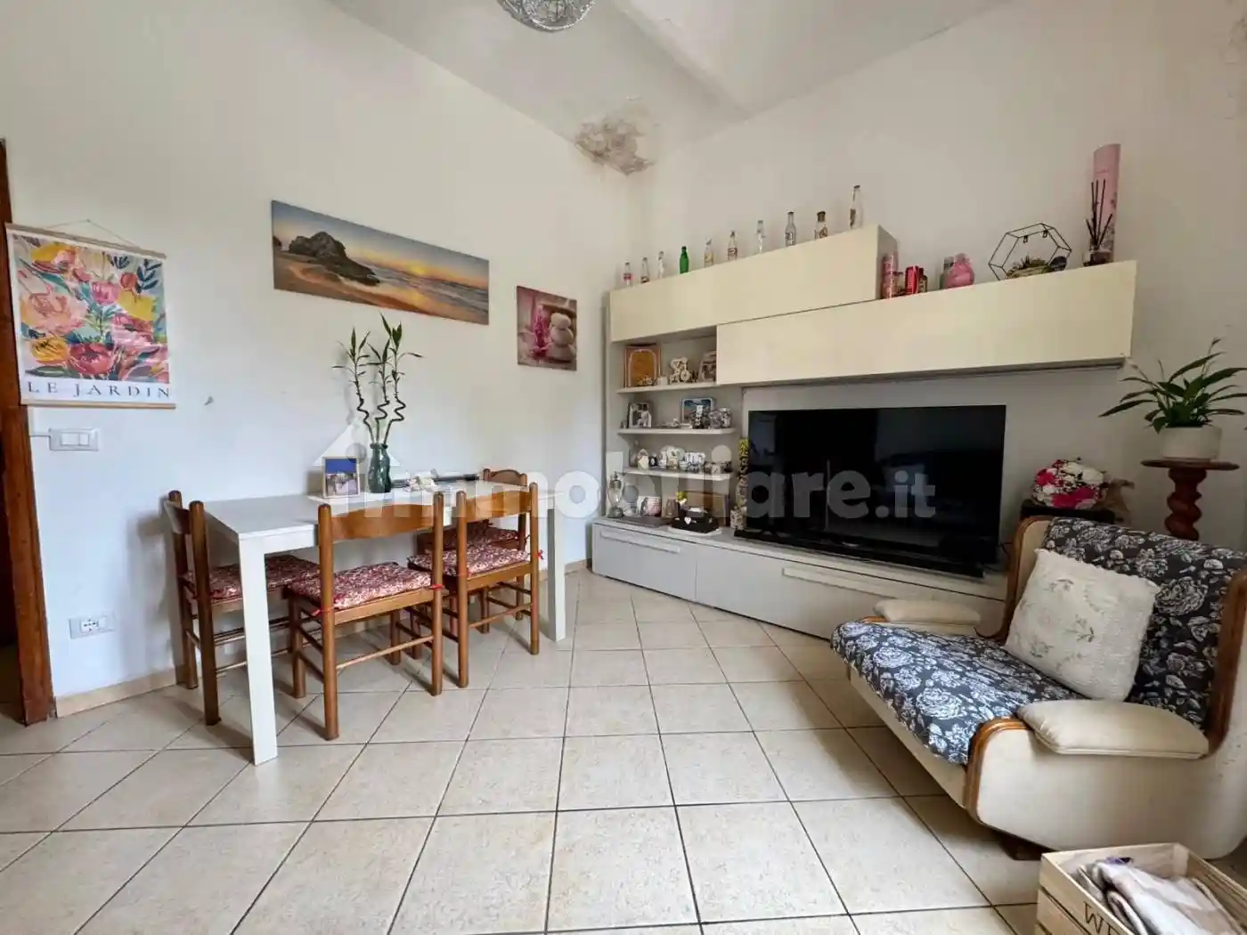 Casa indipendente in vendita a Pistoia