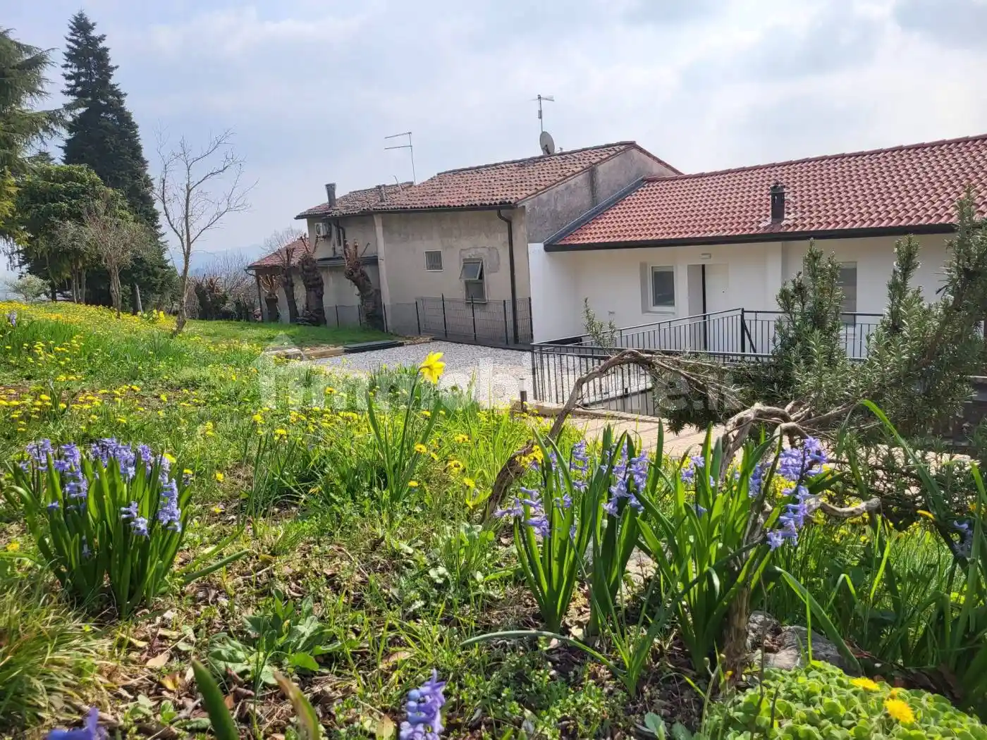 Villetta a schiera in vendita a Creazzo