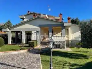 Villa in vendita a Barberino di Mugello