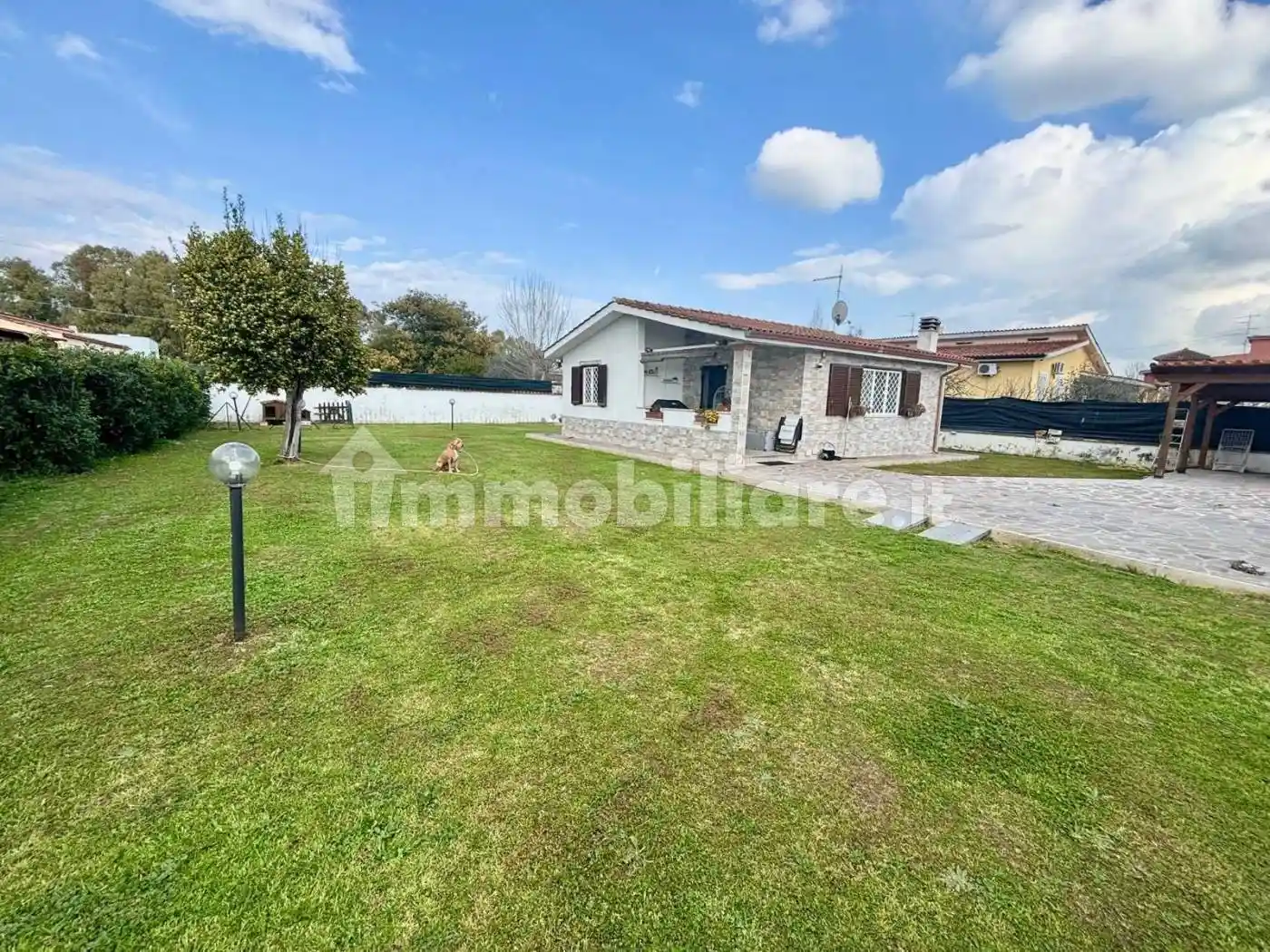 Villa in vendita a Aprilia