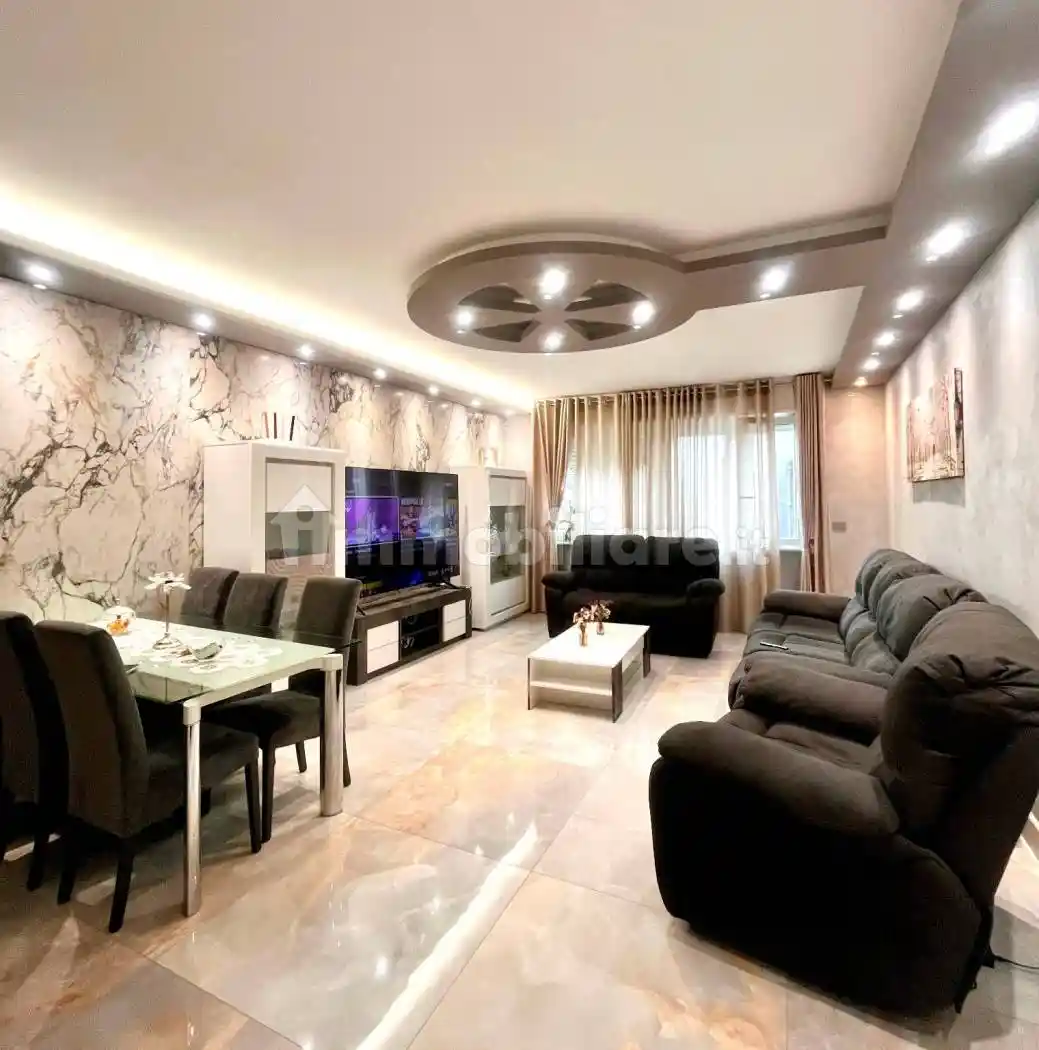 Appartamento in vendita a Novara