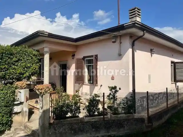 Villa in vendita a Ceccano