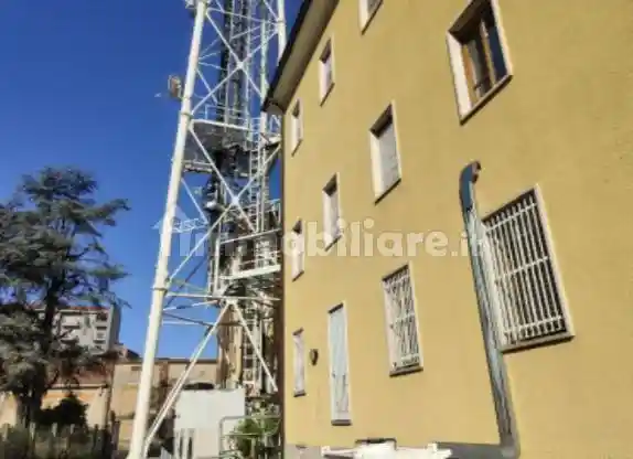 Palazzo - Edificio in vendita a Mortara