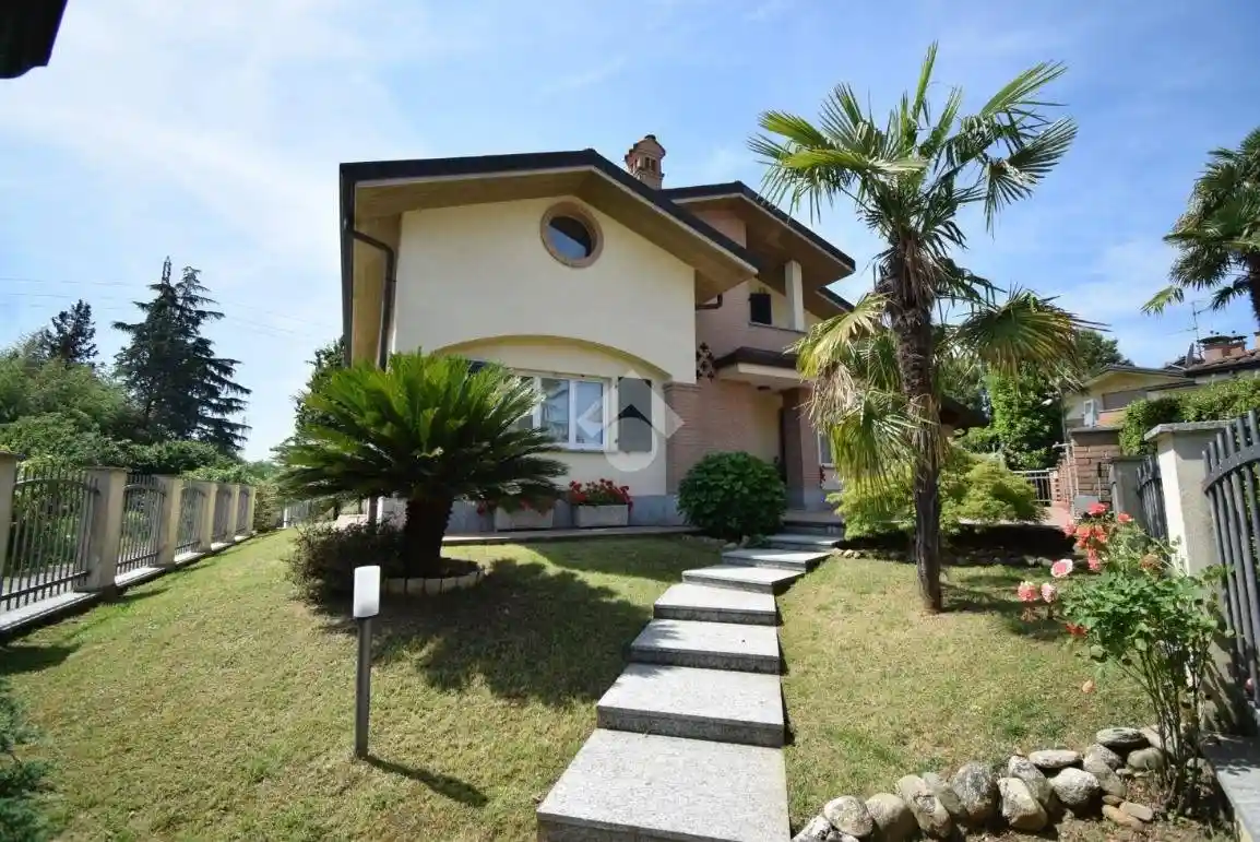 Villa in vendita a Brugherio