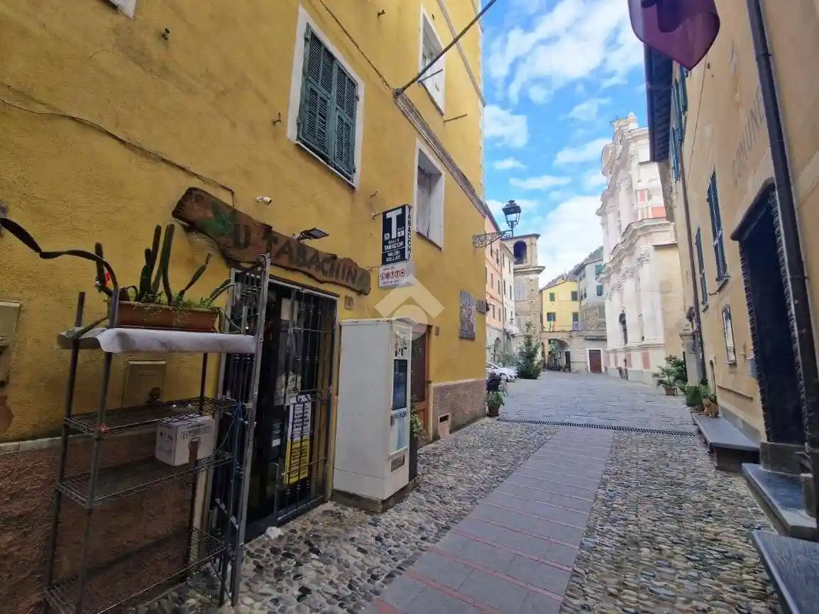 Appartamento in vendita a Badalucco