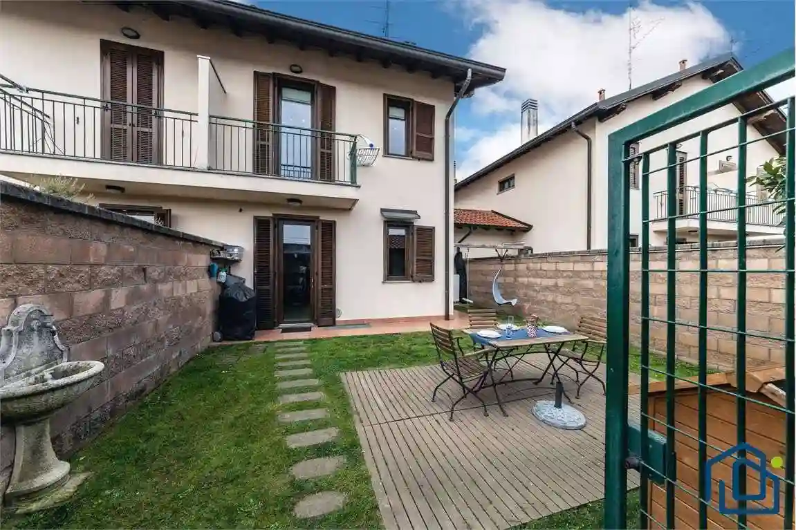 Villetta a schiera - foto 2