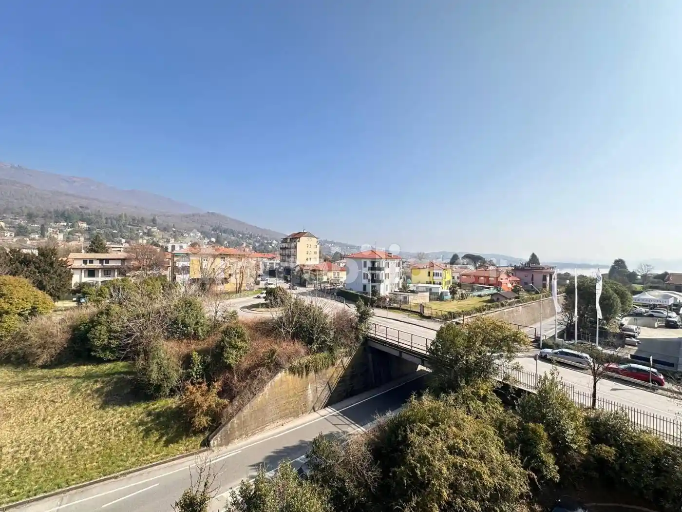 Appartamento in vendita a Gavirate