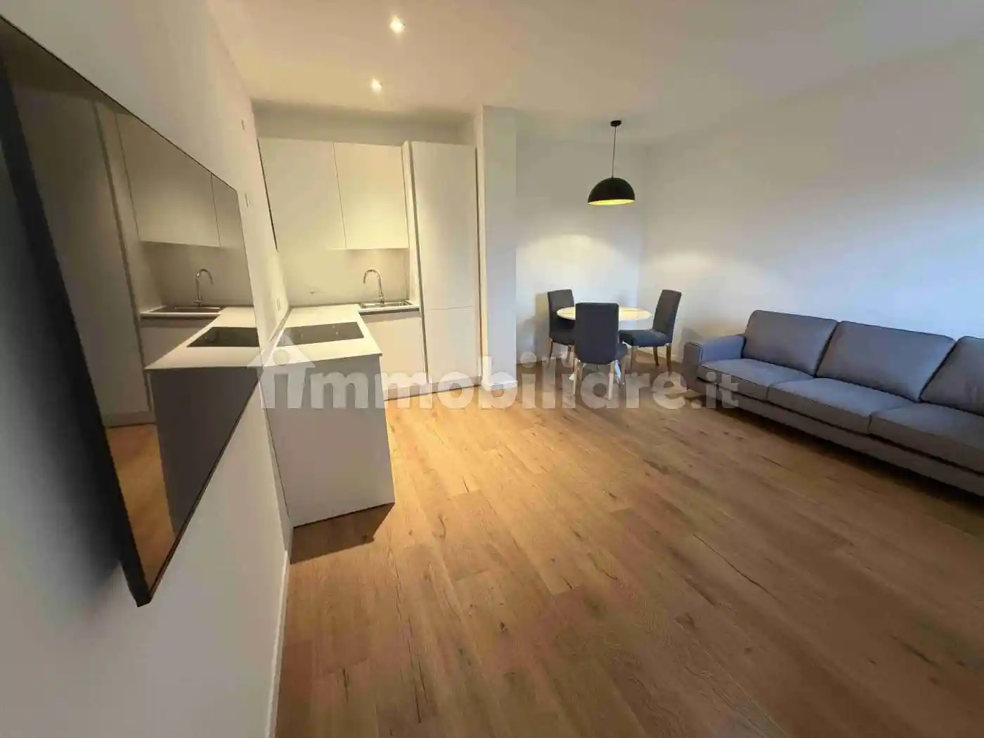 Appartamento in affitto a Sesto Calende