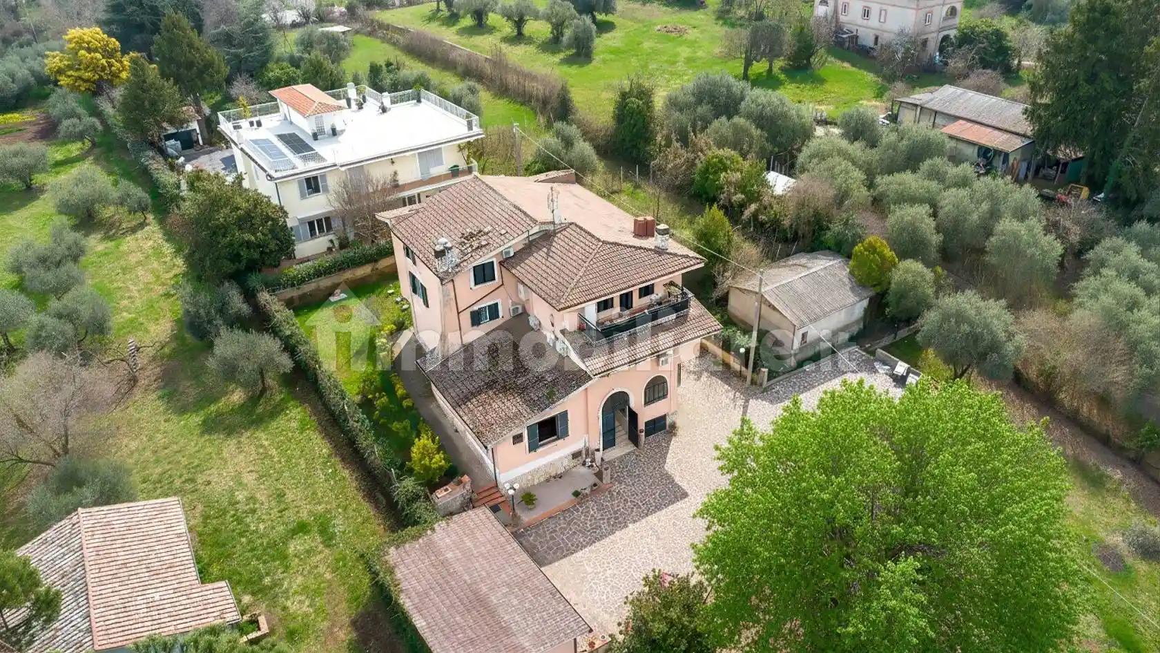 Appartamento in vendita a Zagarolo