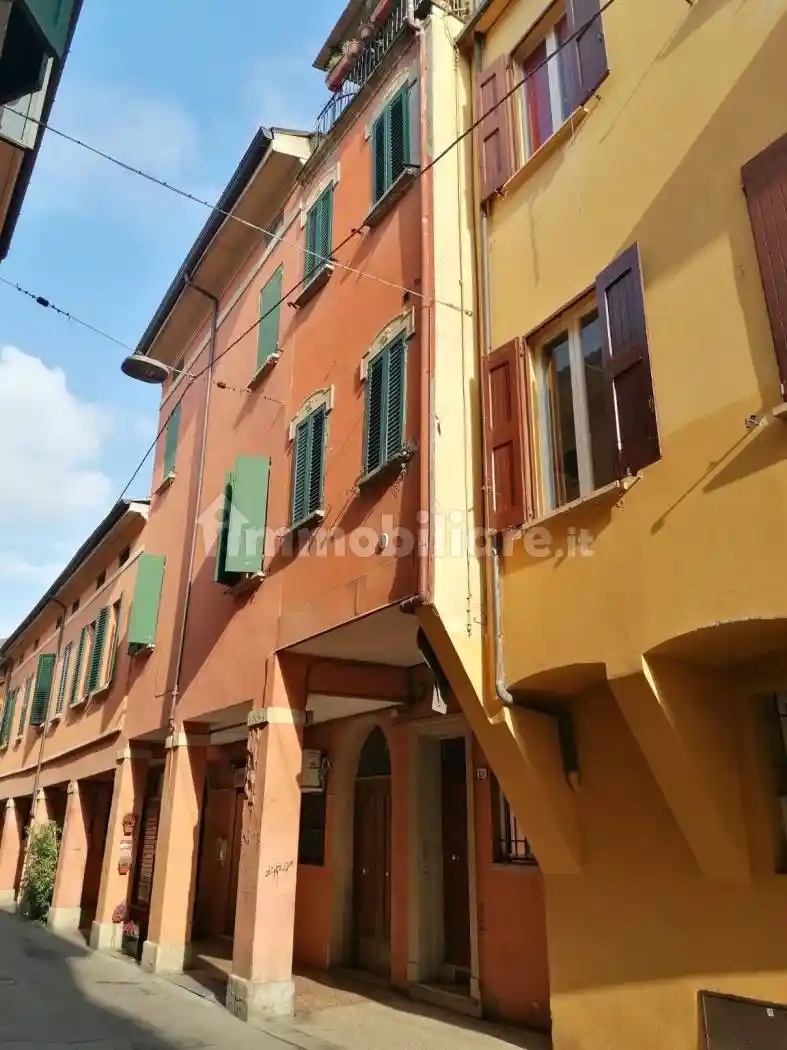 Appartamento in affitto a Bologna