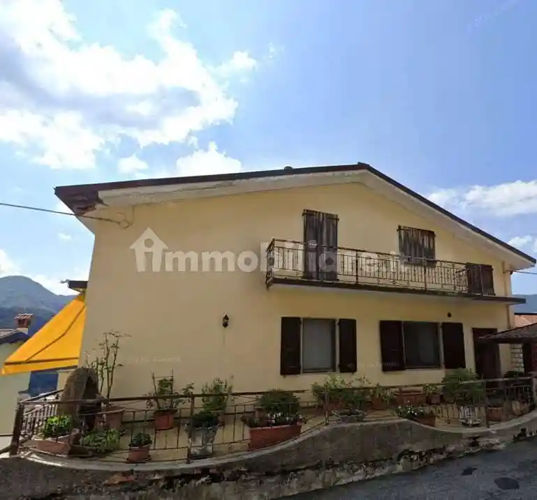 Casa indipendente in vendita a Lumezzane